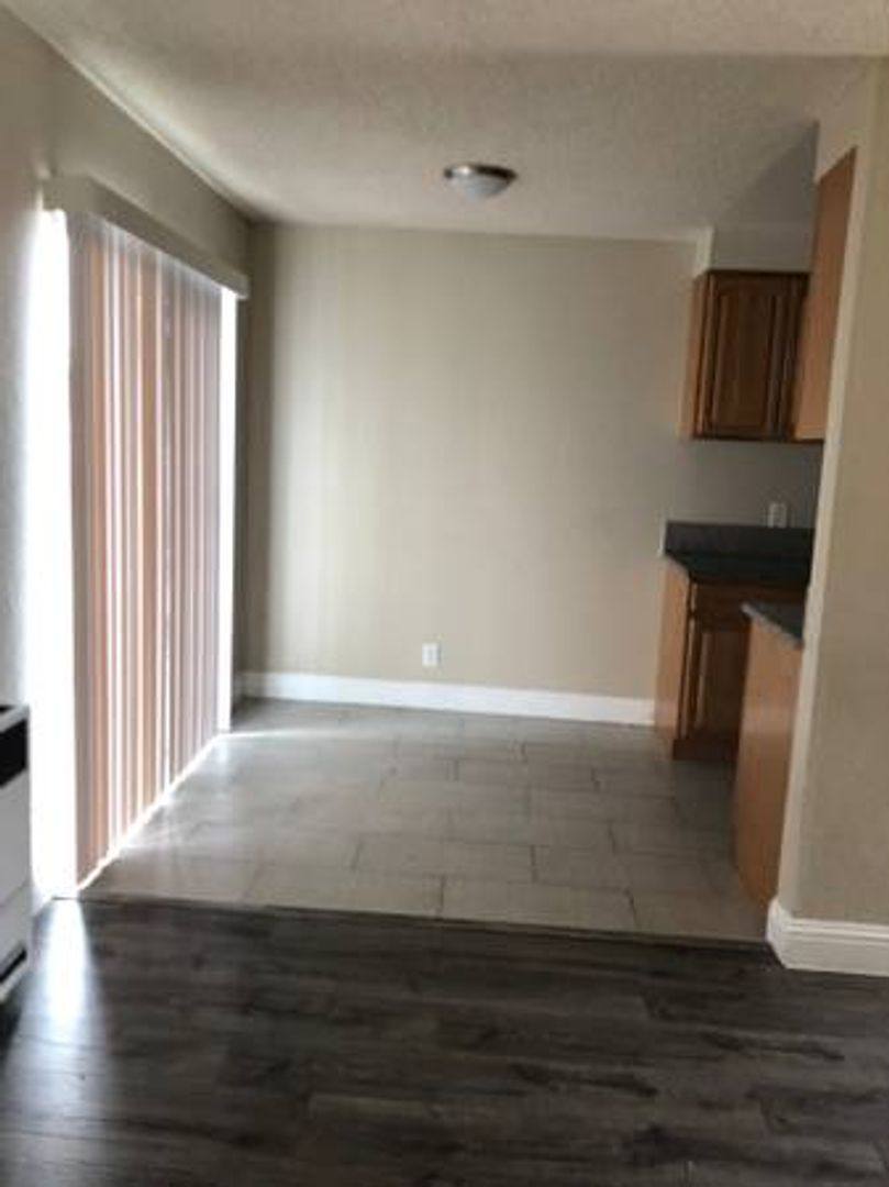 Apartment for rent at 541 Nevin Ave, Richmond, CA 94801