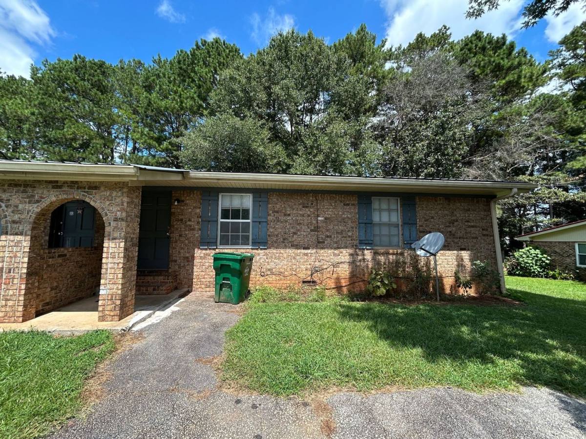 House for rent at 115 A Carroll Circle, Carrollton, GA 30117