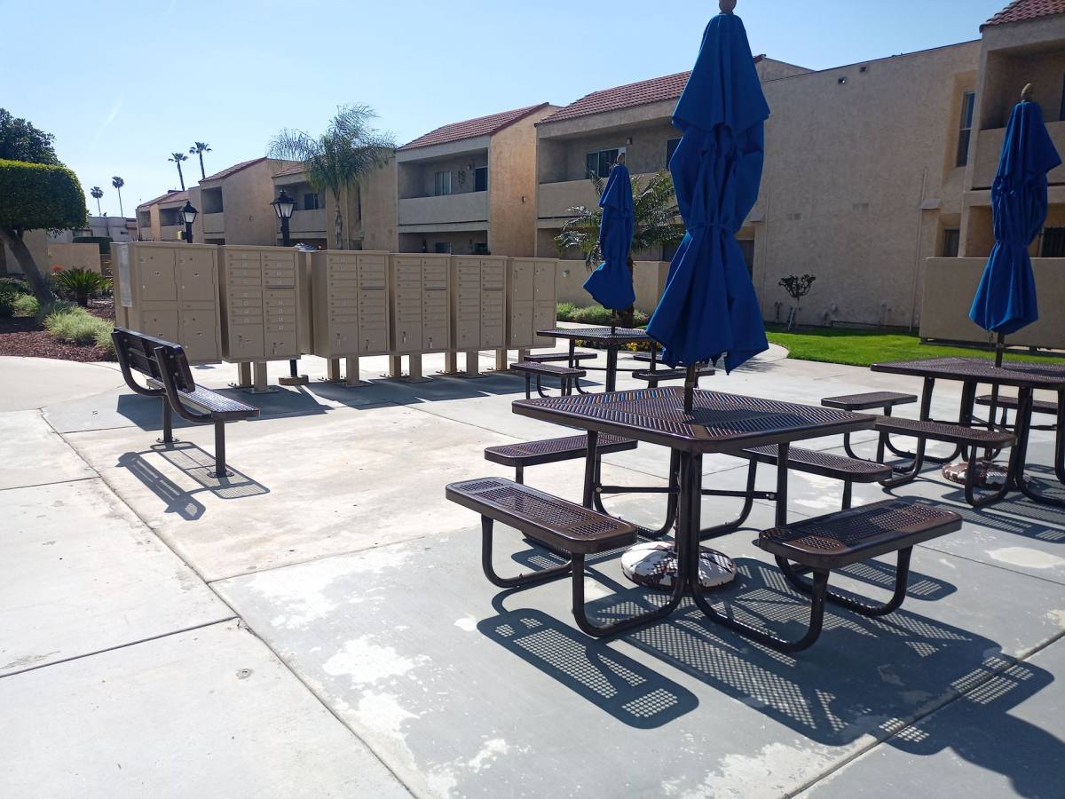 Apartment for rent at 15400 Francisquito Ave, La Puente, CA 91744