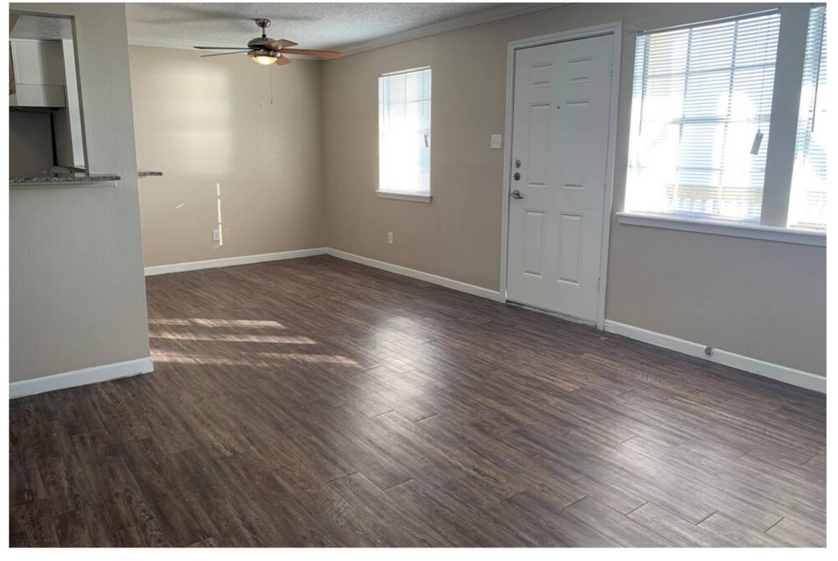 Apartment for rent at 4224 Ocean Dr, Corpus Christi, TX 78411