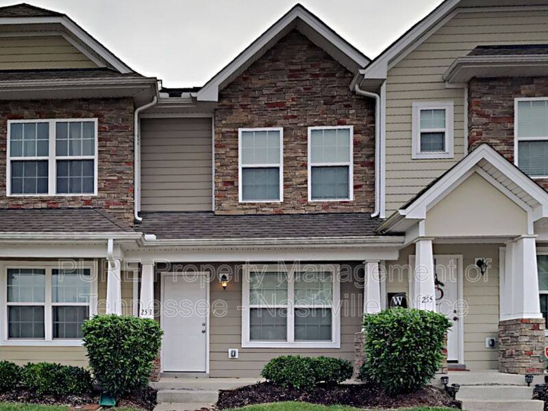 Townhouse for rent at 253 Cobblestone Place Dr, Goodlettsville, TN 37072