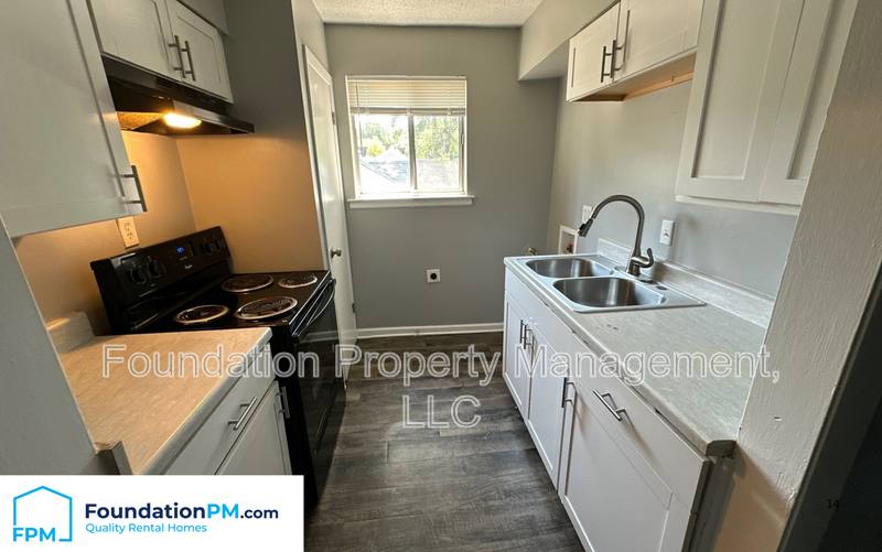 House for rent at 1587 Cherry Rd #4, Memphis, TN 38117