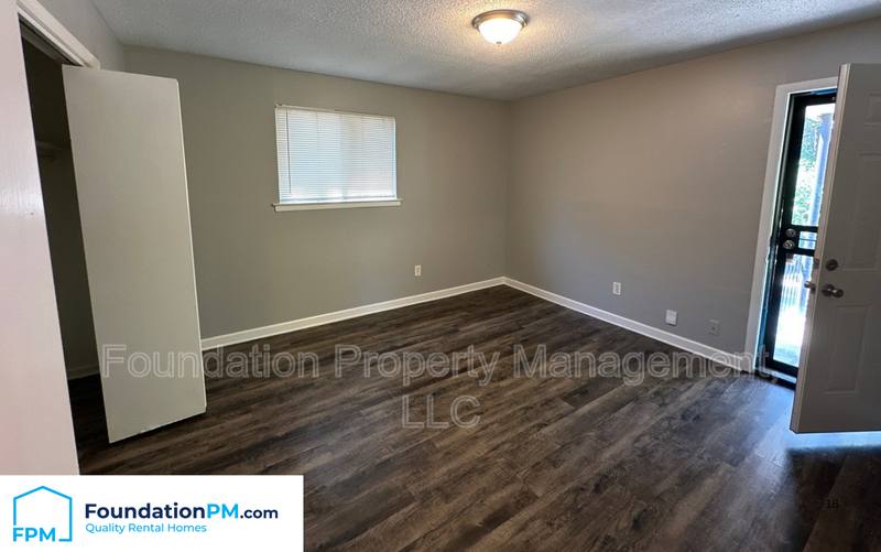 House for rent at 1587 Cherry Rd #4, Memphis, TN 38117