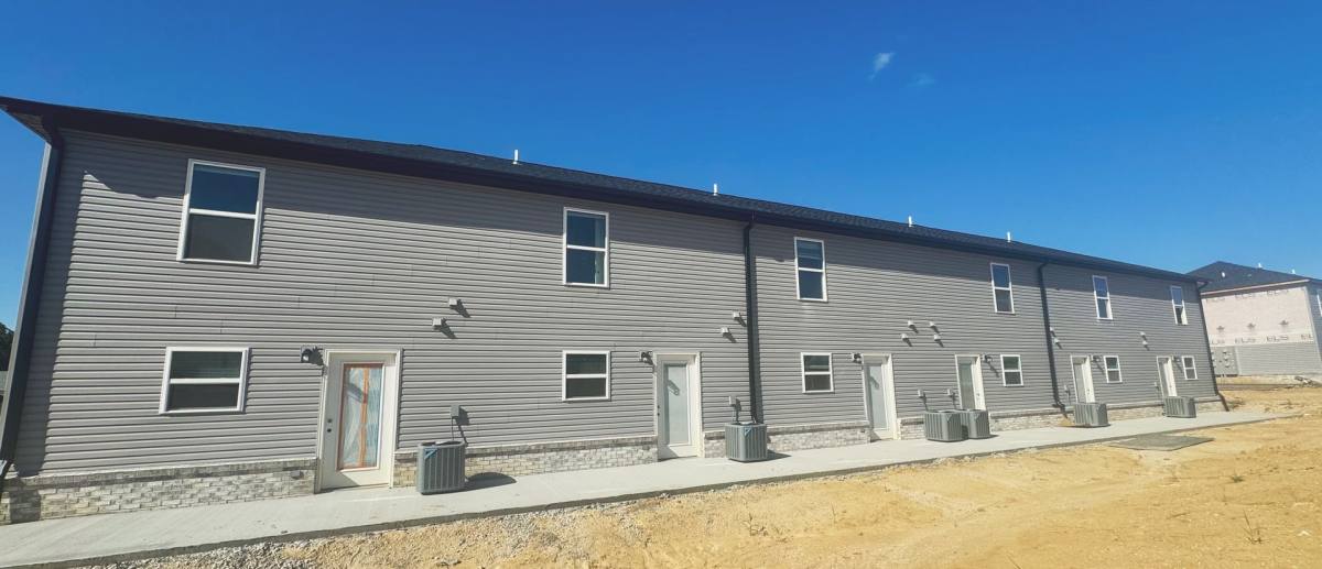 Townhouse for rent at 27301 Warrior Loop, Warrenton, MO 63383