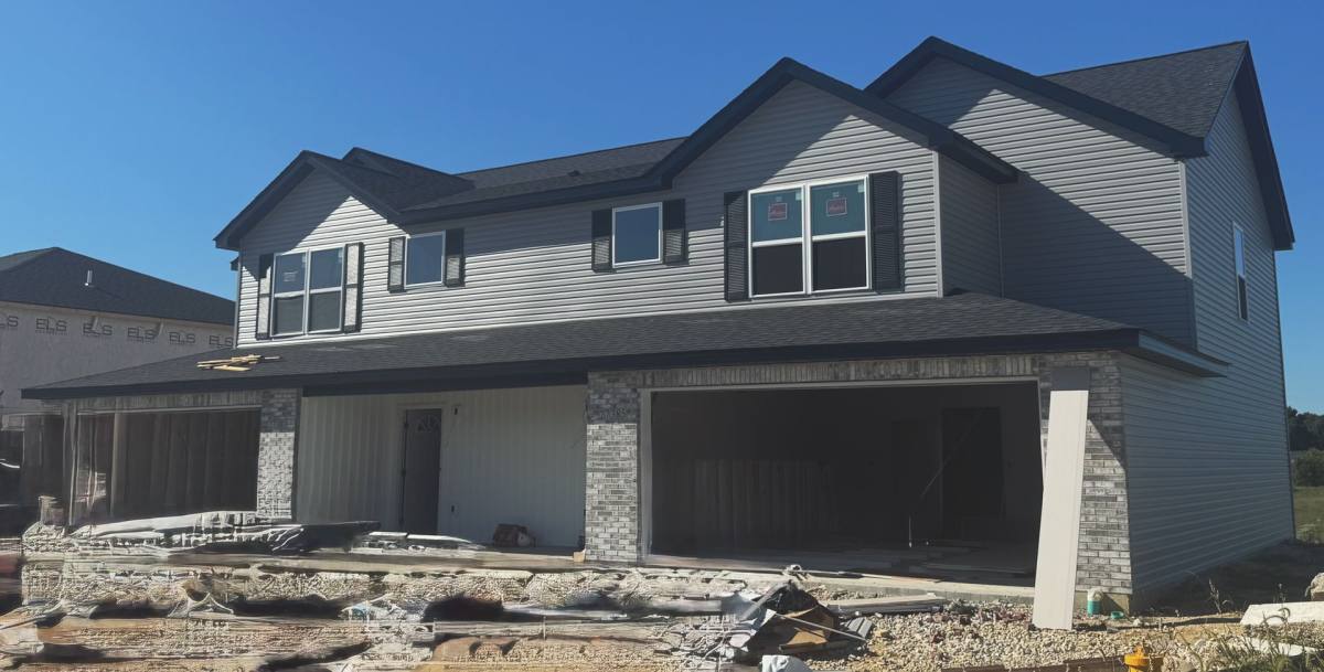 Townhouse for rent at 27301 Warrior Loop, Warrenton, MO 63383