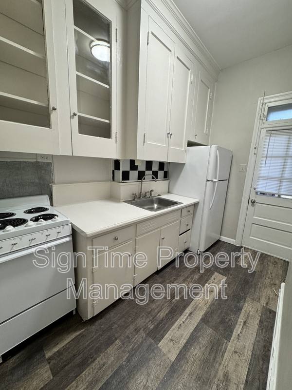 Apartment for rent at 63 Broadway #2, Hagerstown, MD 21740