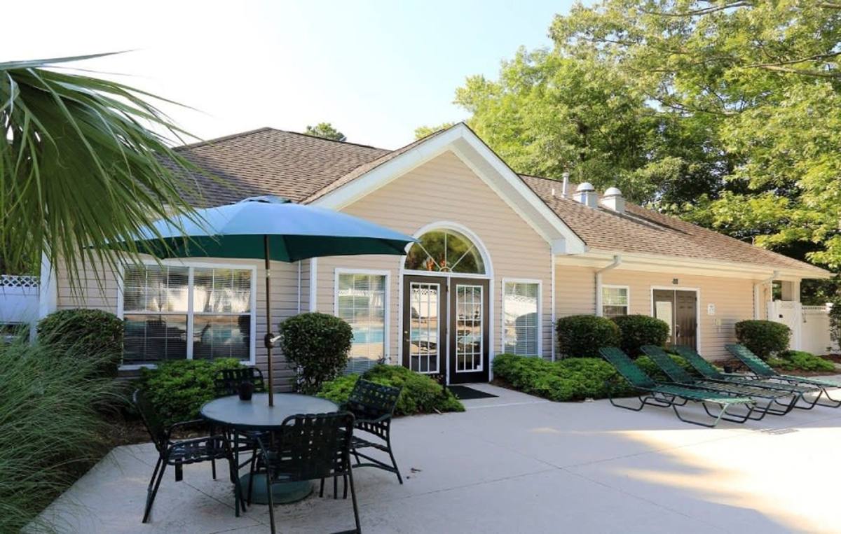 Apartment for rent at 2040 Ashley River Rd, Charleston, SC 29407