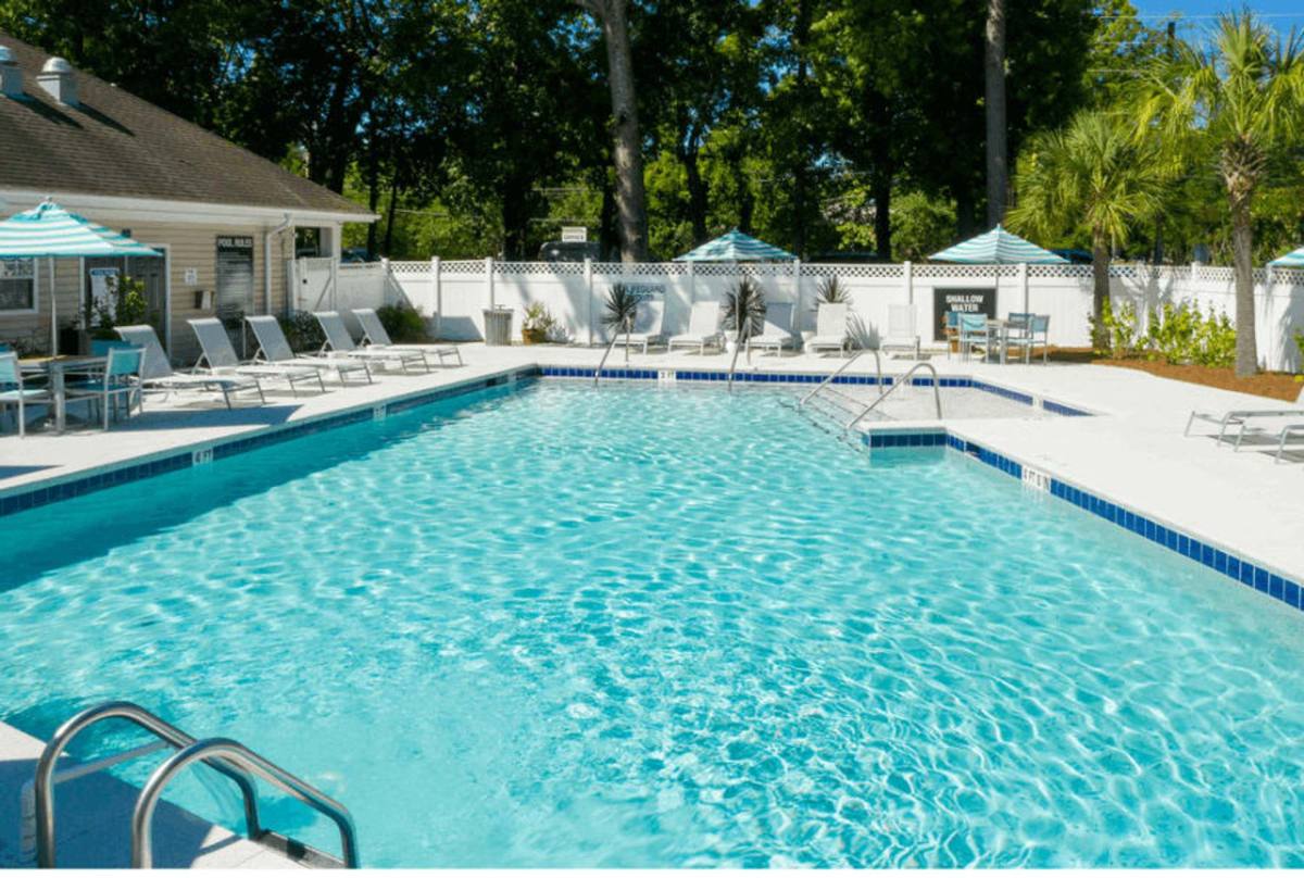 Apartment for rent at 2040 Ashley River Rd, Charleston, SC 29407