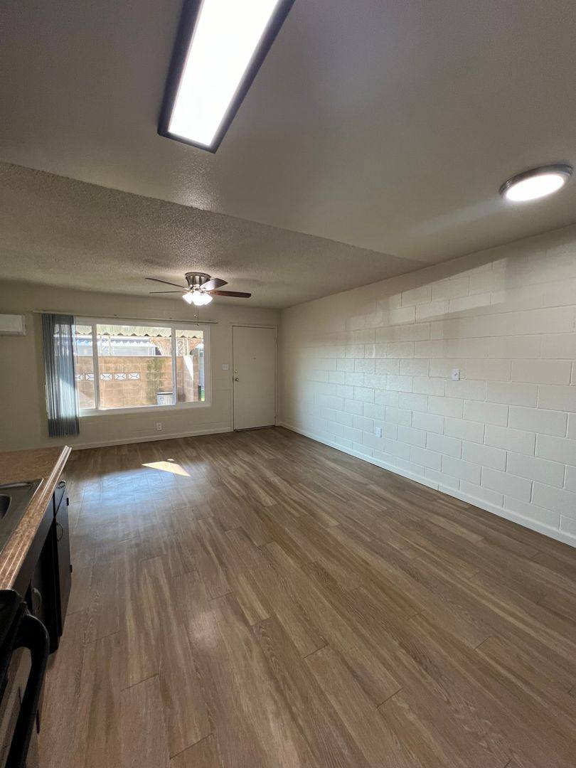 Apartment for rent at 2124 Wylie Dr, Modesto, CA 95355