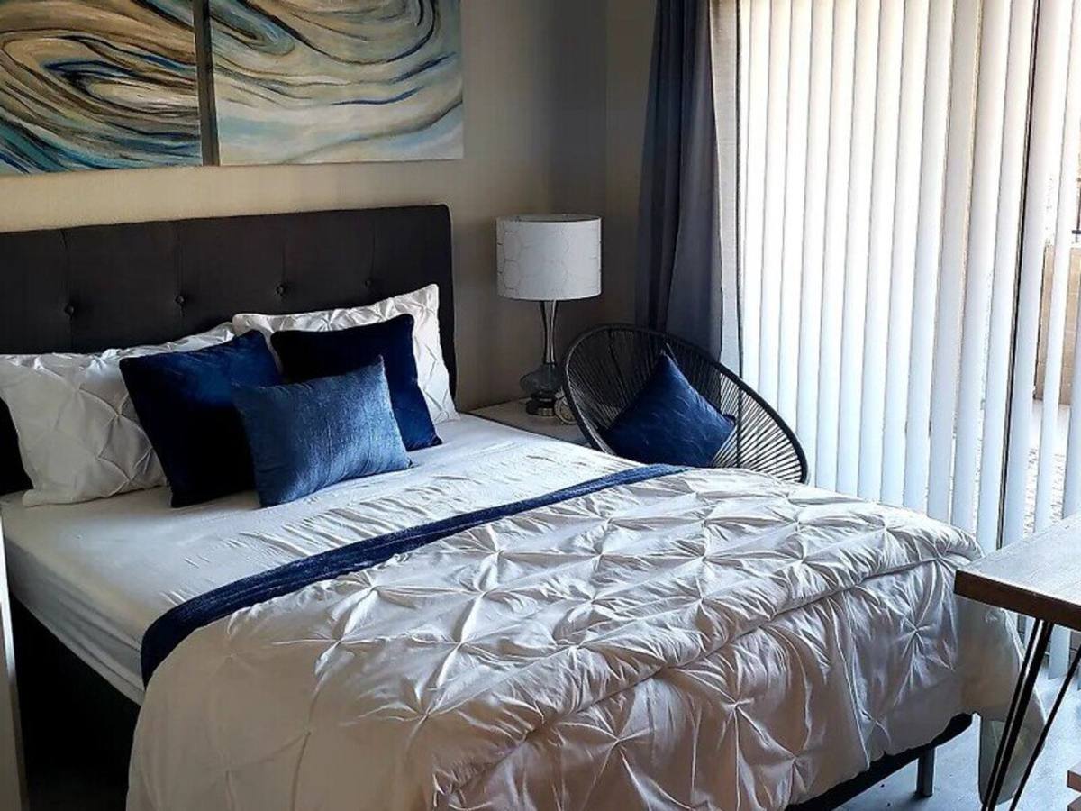 Apartment for rent at 715 N Country Club Dr, Mesa, AZ 85201