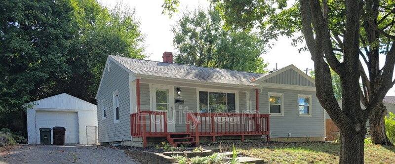 House for rent at 120 Circle Dr, Fairborn, OH 45324