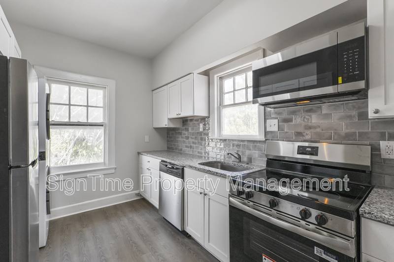 Apartment for rent at 460 Summit Ave #2, Hagerstown, MD 21740