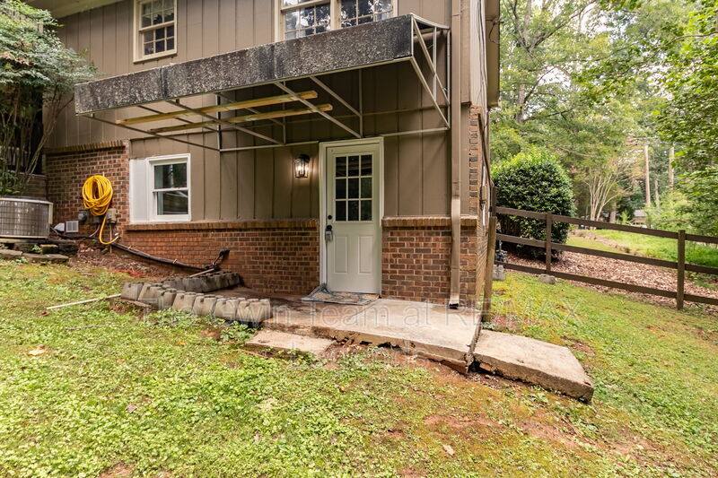 Apartment for rent at 4932 Rock Haven Dr, Lilburn, GA 30047