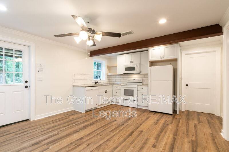 Apartment for rent at 4932 Rock Haven Dr, Lilburn, GA 30047