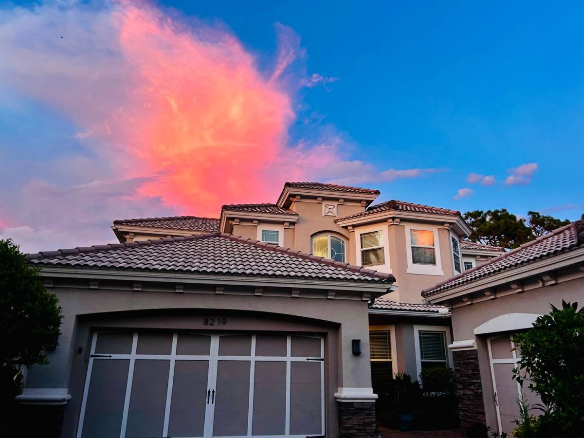 House for rent at 8219 Country Park Way, Sarasota, FL 34243
