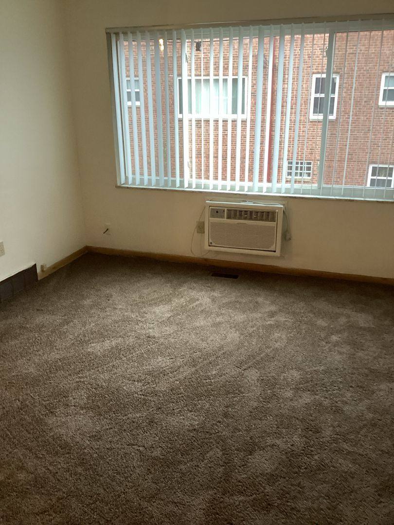 Apartment for rent at 22250-22280-22300 Euclid Ave, Euclid, OH 44117