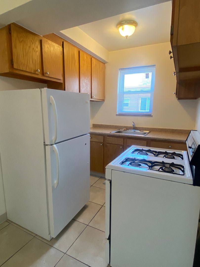 Apartment for rent at 22250-22280-22300 Euclid Ave, Euclid, OH 44117