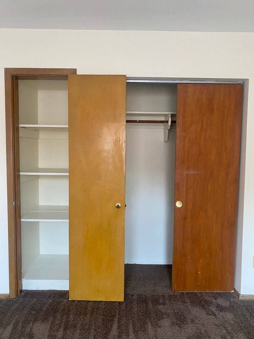 Apartment for rent at 22250-22280-22300 Euclid Ave, Euclid, OH 44117