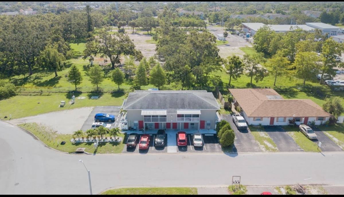 Apartment for rent at 4505 67th St W, Bradenton, FL 34210