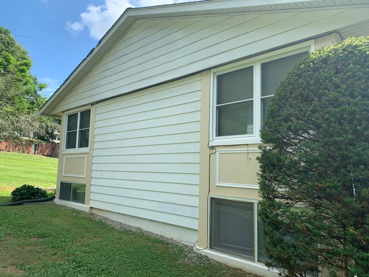 House for rent at 924 McBryde Lane, Blacksburg, VA 24060