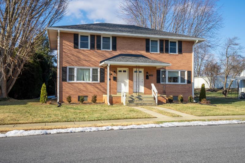 Townhouse for rent at 707 Fairview Ave, Frederick, MD 21701