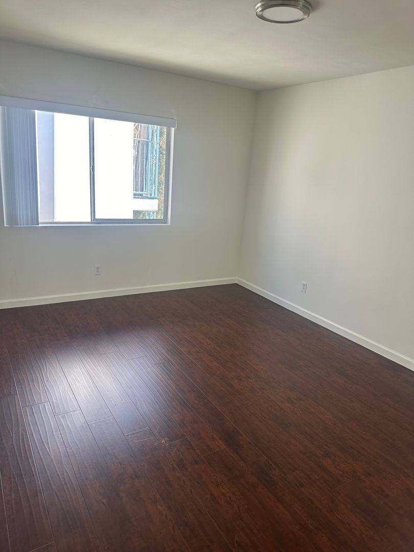 Apartment for rent at 7819 Talbert St, Playa Del Rey, CA 90293
