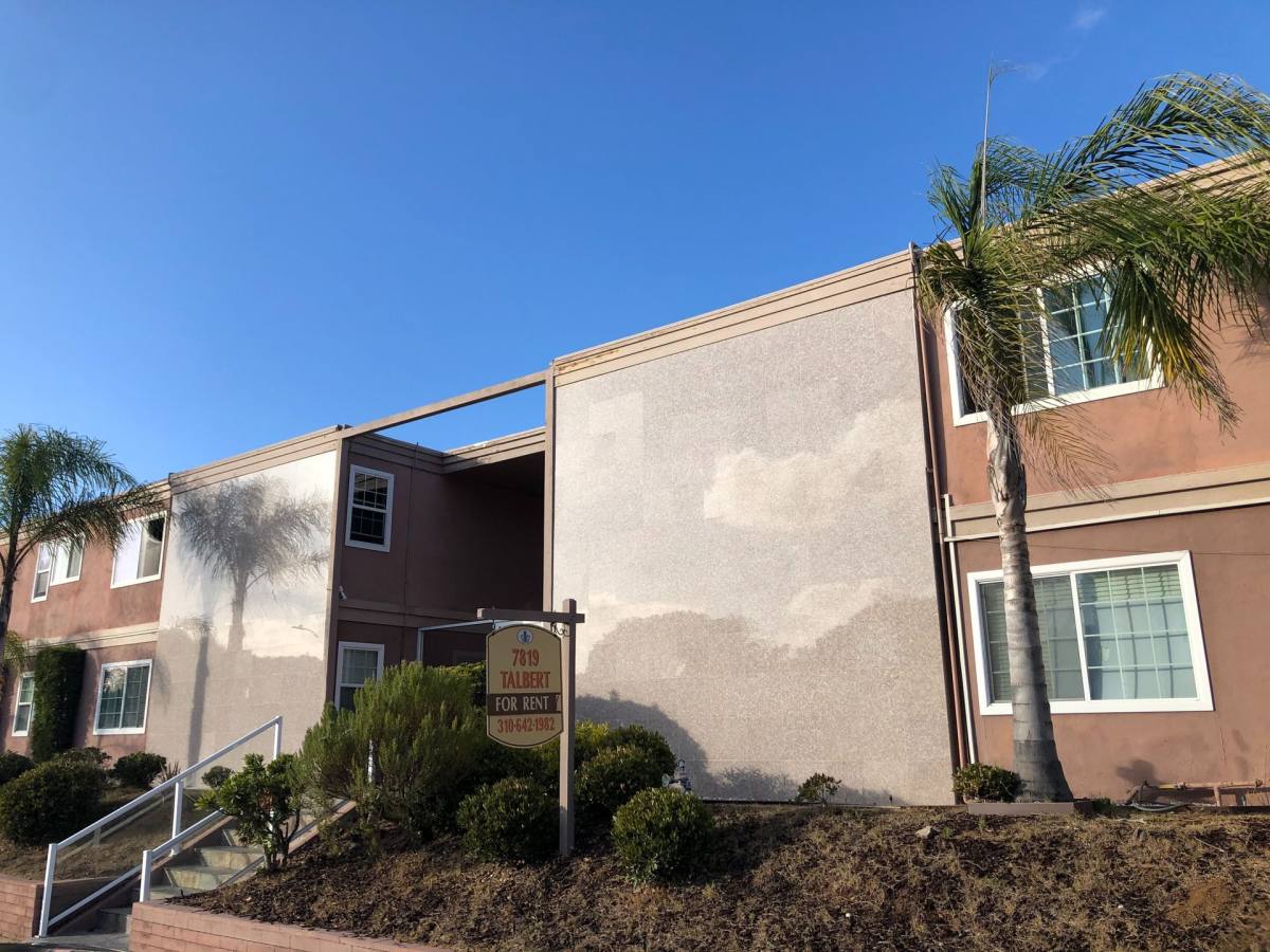 Apartment for rent at 7819 Talbert St, Playa Del Rey, CA 90293