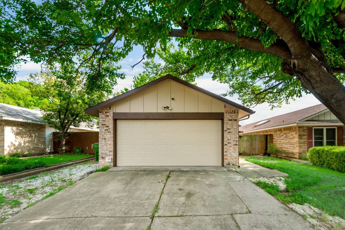 House for rent at 5406 Kingfisher Rd, Garland, TX 75043