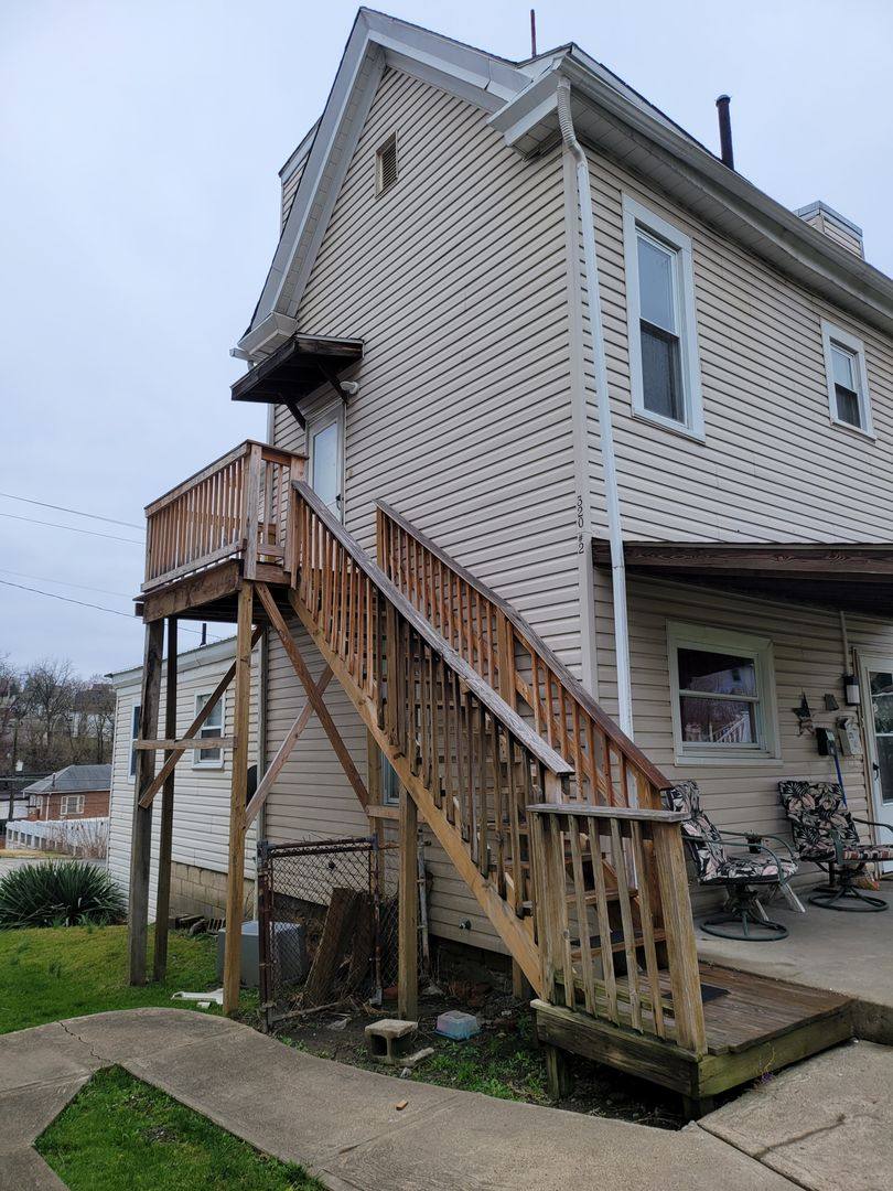 Apartment for rent at 320 Jefferson Ave, Washington, PA 15301