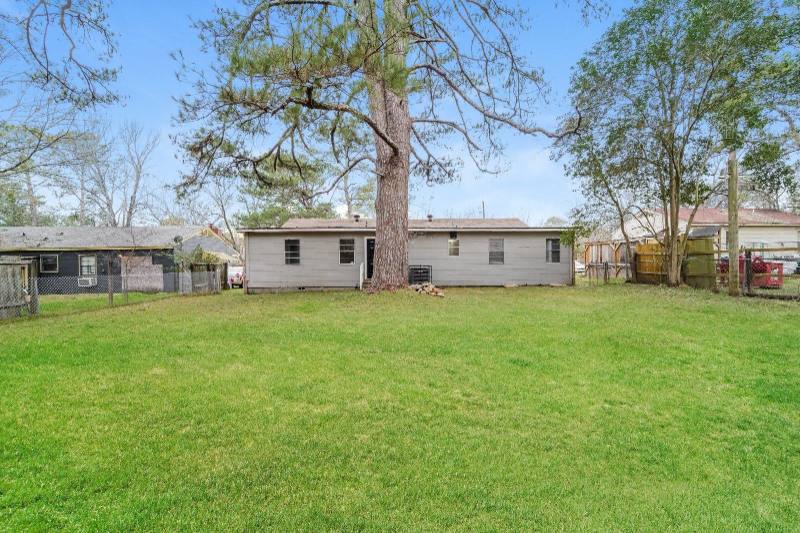 House for rent at 2658 Brookwood Dr #1, Jackson, MS 39215