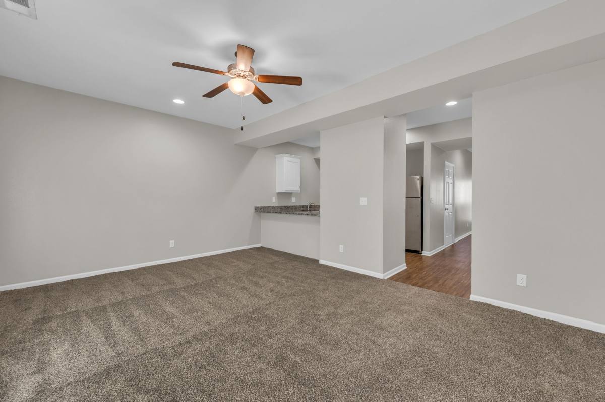Townhouse for rent at Autumn Woods, 205-216 W 162nd Terrace, Belton, MO 64012