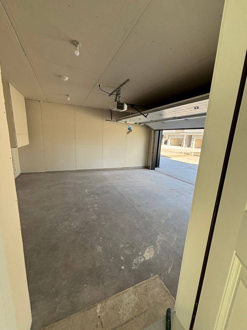 Townhouse for rent at 950 61st Ave W, West Fargo, ND 58078
