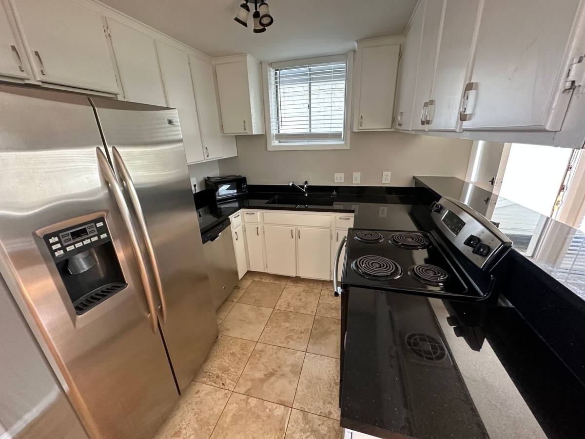 Apartment for rent at 5123 Del Monte Dr, Houston, TX 77056