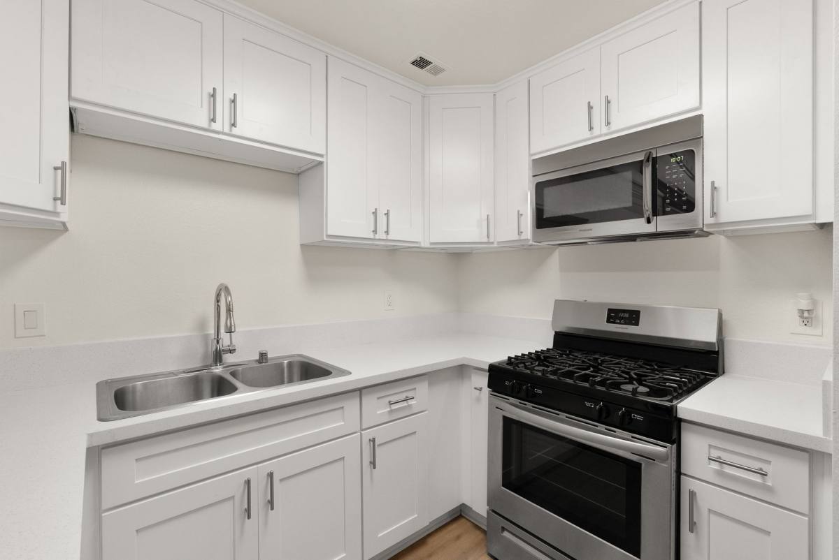 Apartment for rent at 4564 Jones Ave, Riverside, CA 92505