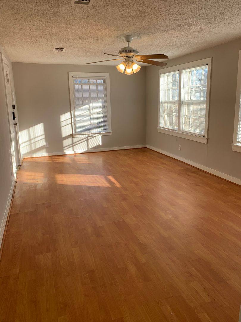 House for rent at 1050 Dubois St, Denison, TX 75020