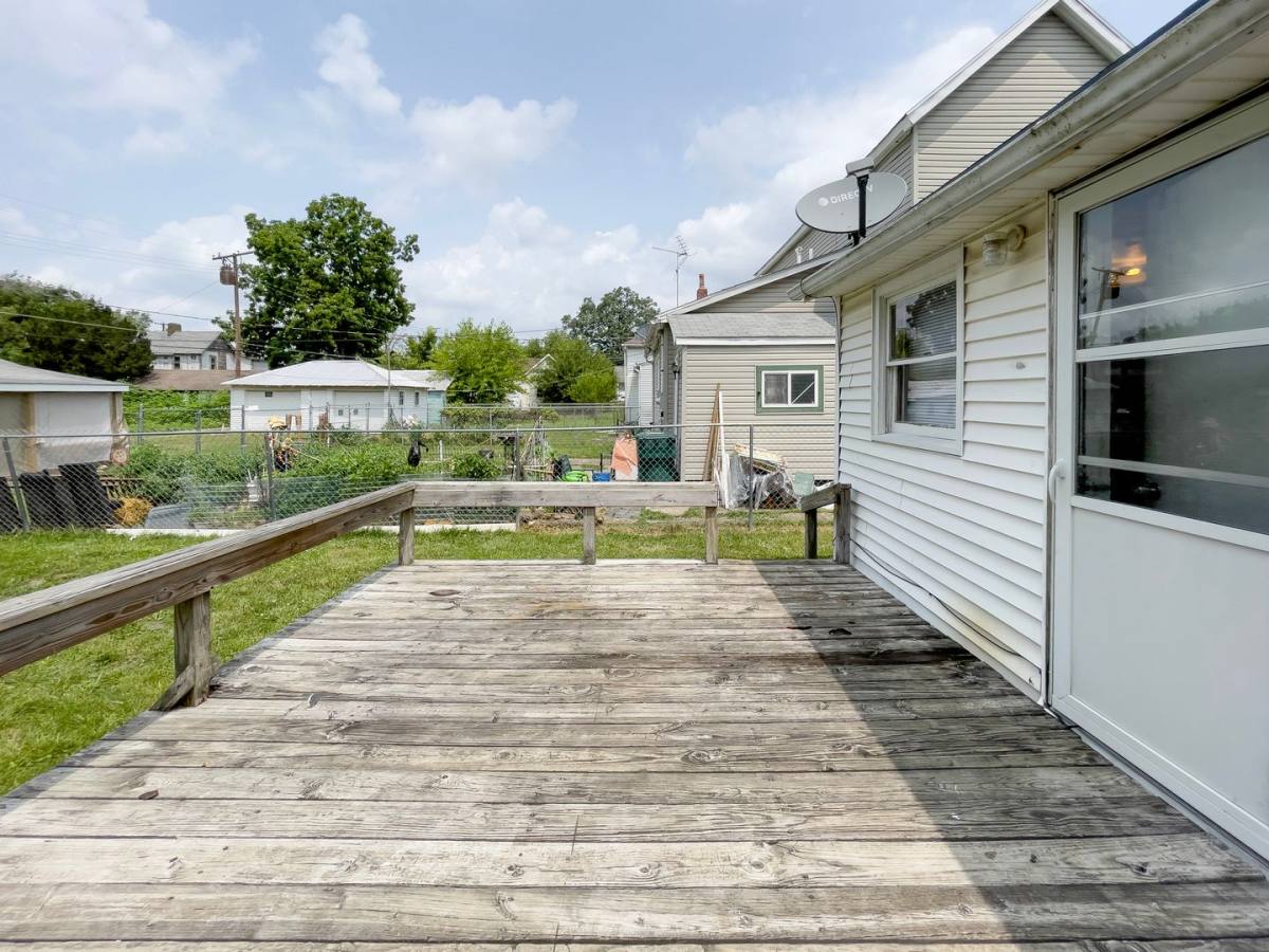 House for rent at 2217 S Jefferson St, Muncie, IN 47302