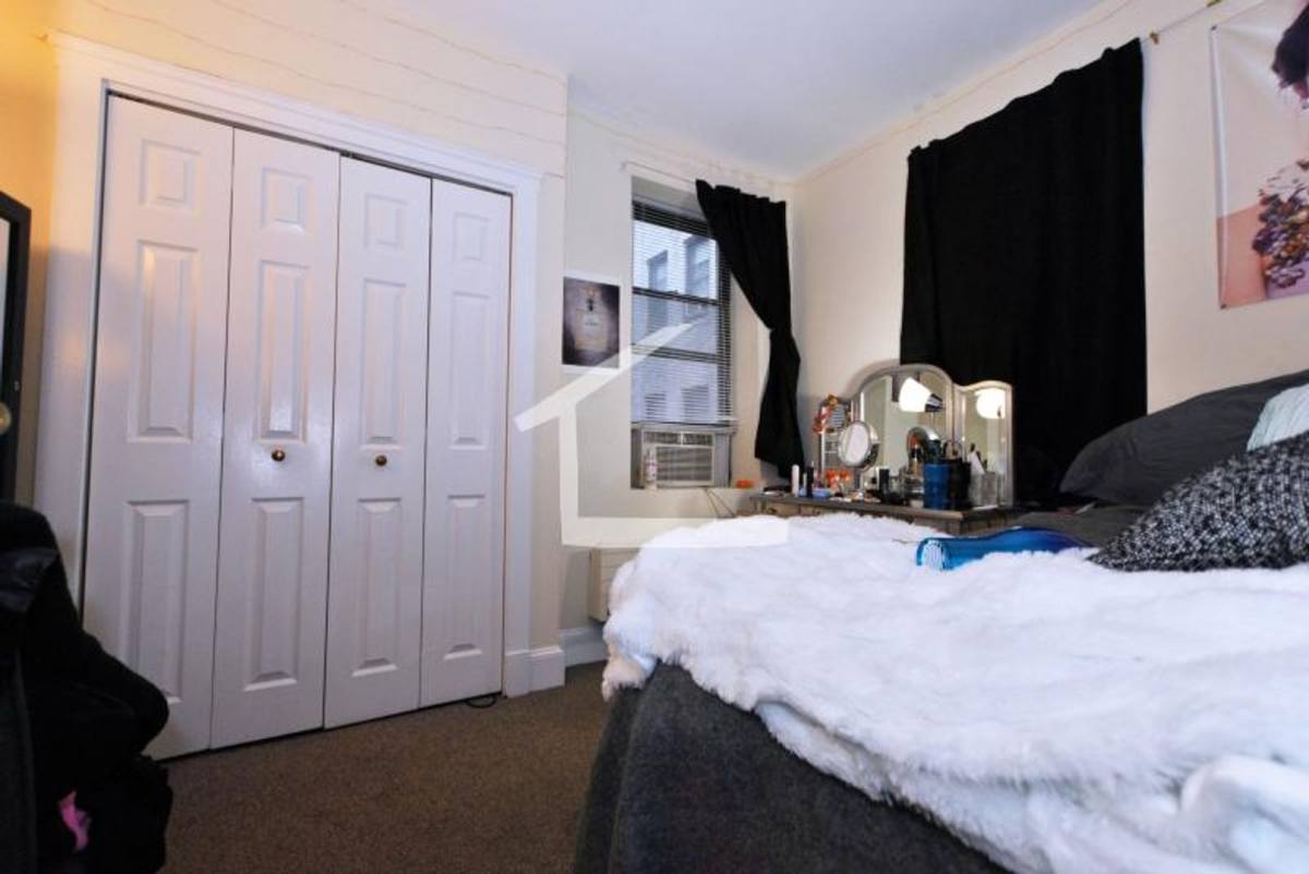 Apartment for rent at 822 Beacon St #3, Boston, MA 02215