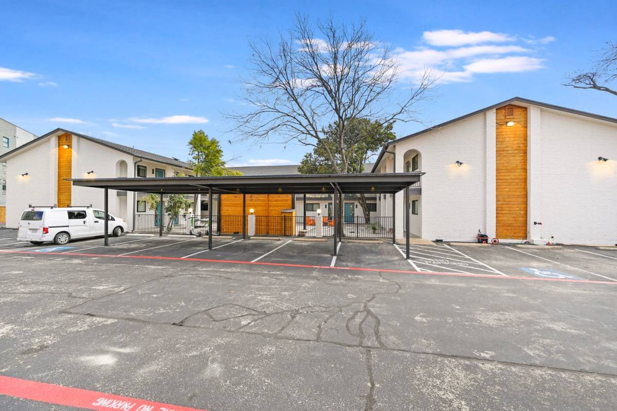 Apartment for rent at 2208 Del Curto Rd, Austin, TX 78704