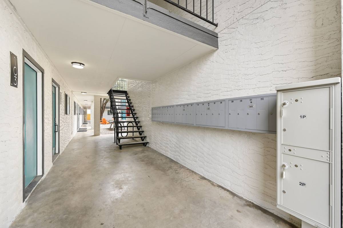 Apartment for rent at 2208 Del Curto Rd, Austin, TX 78704