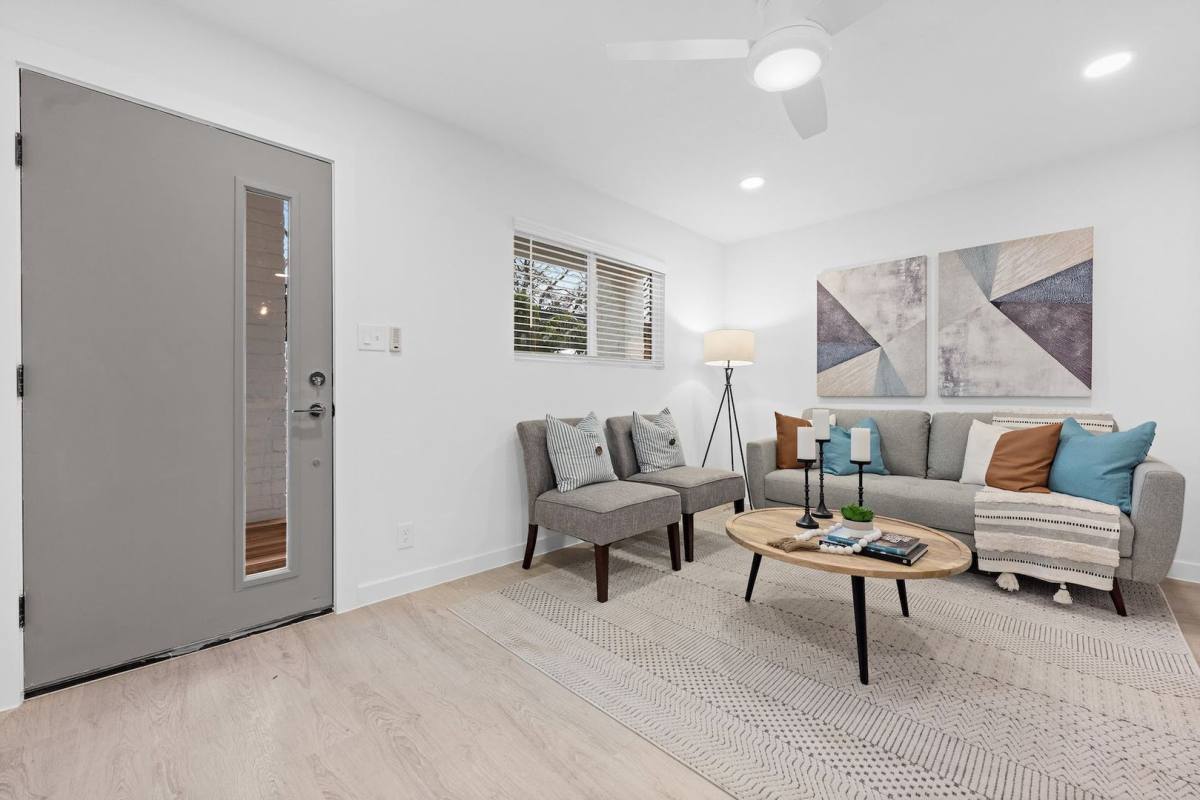 Apartment for rent at 2208 Del Curto Rd, Austin, TX 78704