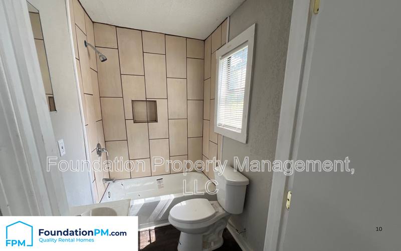 House for rent at 1371 E Trigg Ave, Memphis, TN 38106