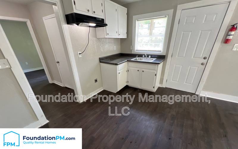 House for rent at 1371 E Trigg Ave, Memphis, TN 38106