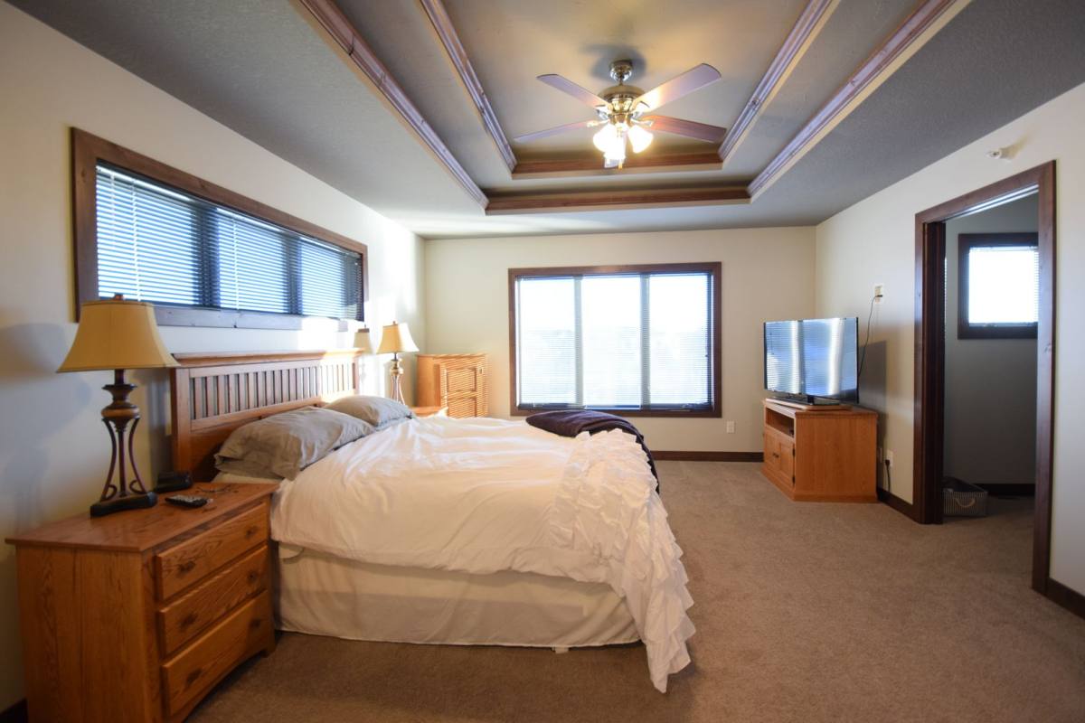 Townhouse for rent at 800 Pinnacle Path, Mankato, MN 56001