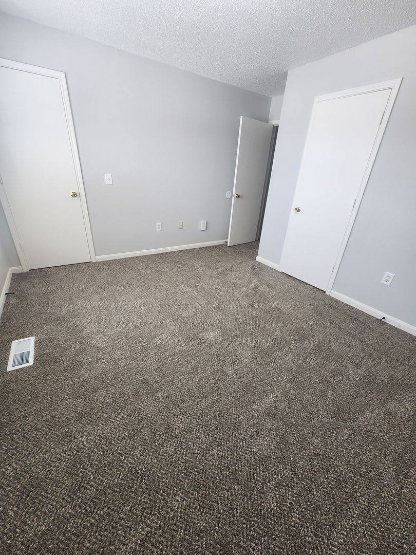 Apartment for rent at 2400 1st St SW, Huntsville, AL 35805