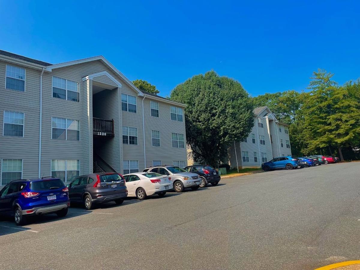 Apartment for rent at 1220 Smith St, Charlottesville, VA 22901