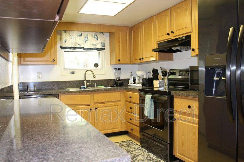 House for rent at 323 W Palm St, Lake Worth, FL 33462