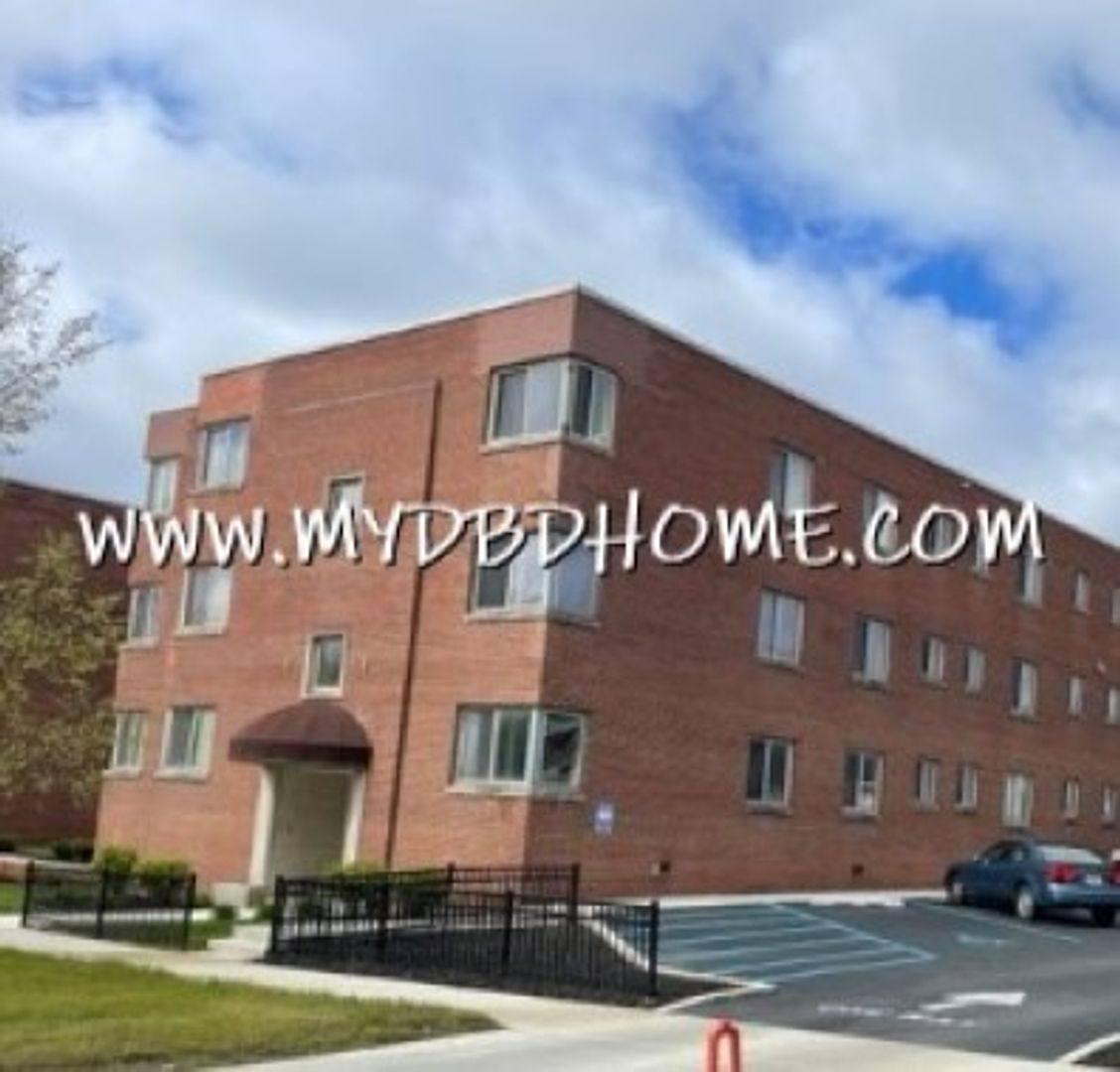Apartment for rent at 2301 Florida Dr, Fort Wayne, IN 46805