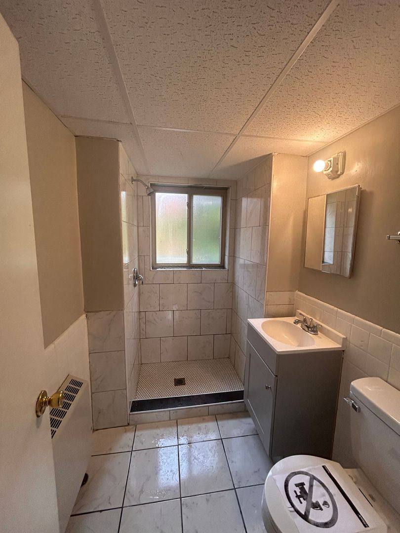 Apartment for rent at 2301 Florida Dr, Fort Wayne, IN 46805