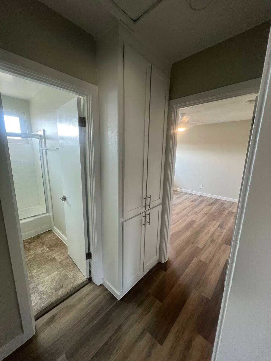 Apartment for rent at 3837 Mont Clair St #4, Los Angeles, CA 90018