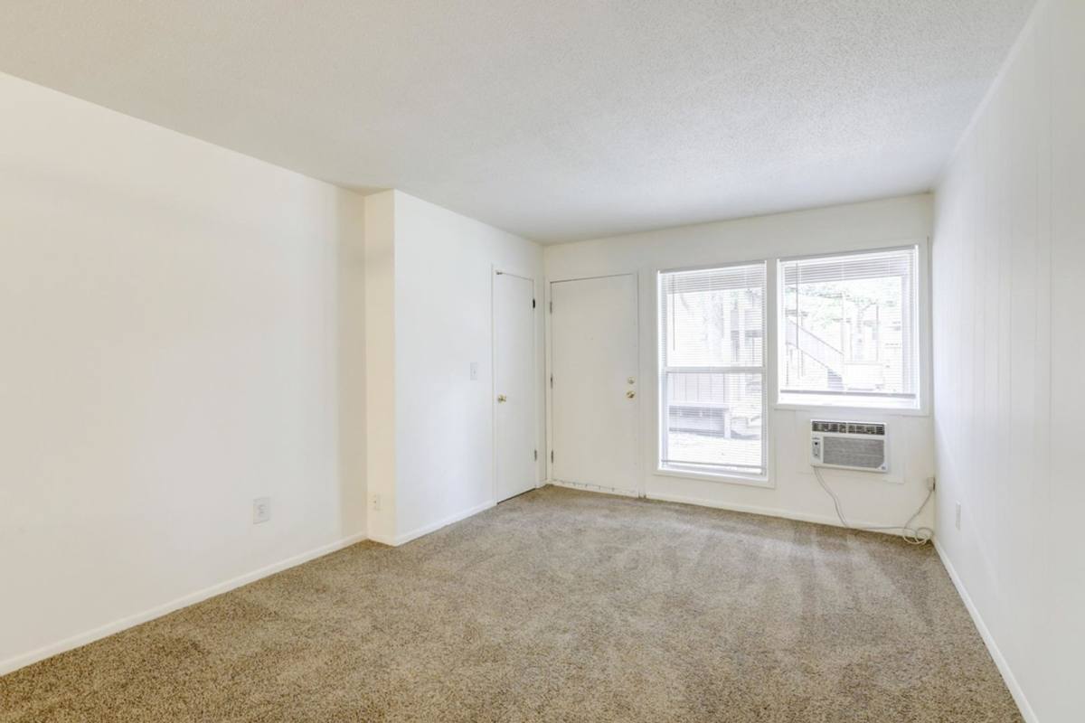 Apartment for rent at 2000 N Mattis Ave, Champaign, IL 61821
